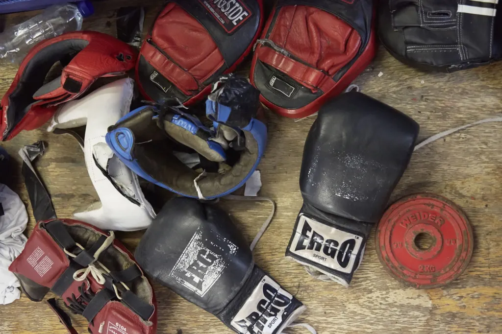 West Ham Amateur Boxing Club — documentary and portrait photograph in London, UK, frame 15 of 28.